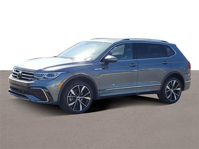 new 2024 Volkswagen Tiguan car, priced at $38,069