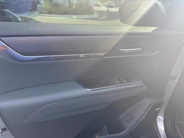 used 2024 GMC Acadia car, priced at $43,999