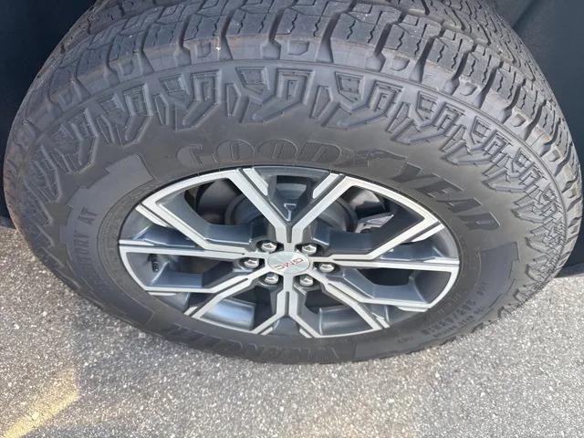 used 2024 GMC Acadia car, priced at $43,999