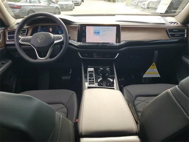 new 2026 Volkswagen Atlas car, priced at $45,085