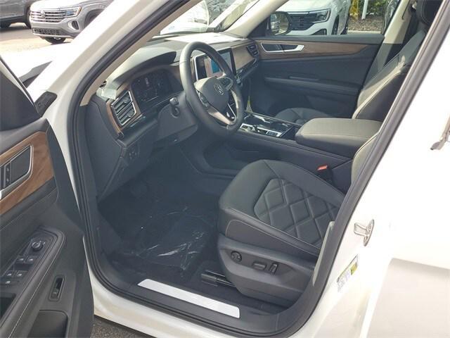 new 2026 Volkswagen Atlas car, priced at $45,085