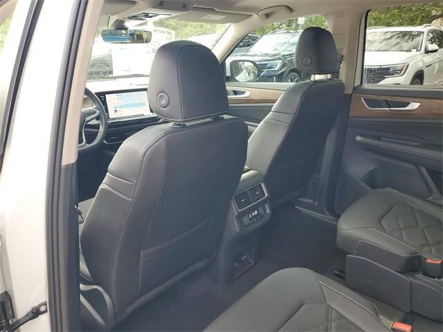new 2026 Volkswagen Atlas car, priced at $45,085