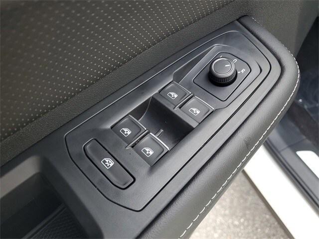 new 2026 Volkswagen Atlas car, priced at $45,085