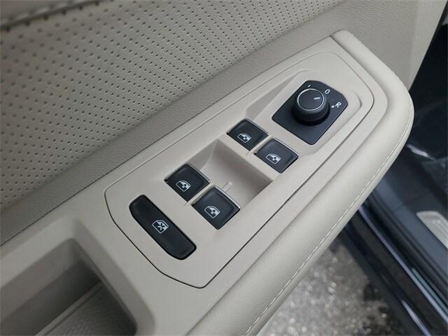 new 2026 Volkswagen Atlas car, priced at $44,050