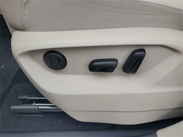 new 2026 Volkswagen Atlas car, priced at $44,050