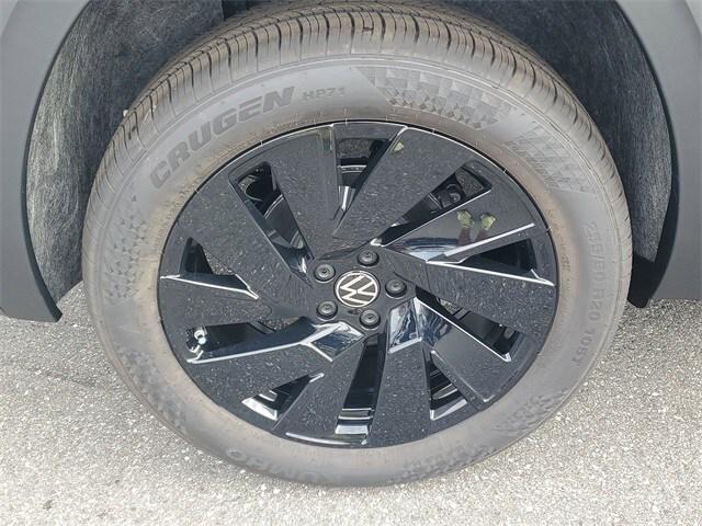 new 2026 Volkswagen Atlas car, priced at $44,050