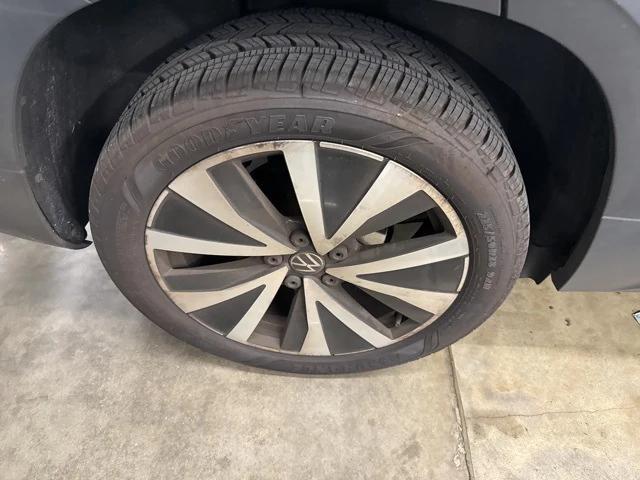 used 2022 Volkswagen Taos car, priced at $17,499