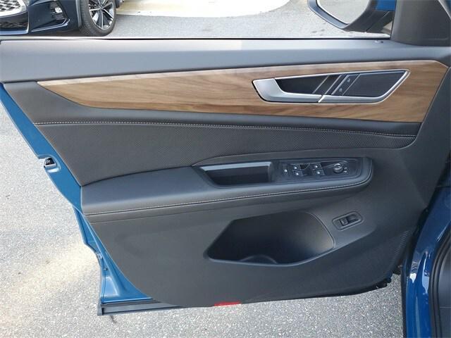 new 2026 Volkswagen Atlas car, priced at $44,648