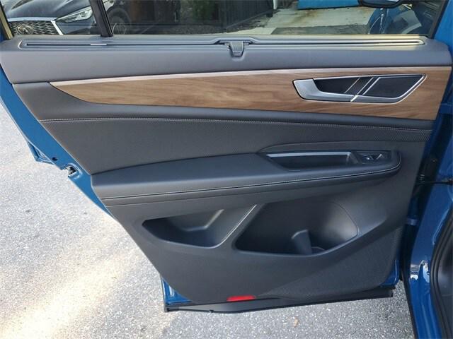 new 2026 Volkswagen Atlas car, priced at $44,648