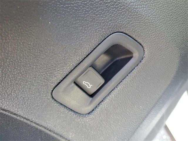 new 2026 Volkswagen Atlas car, priced at $54,923