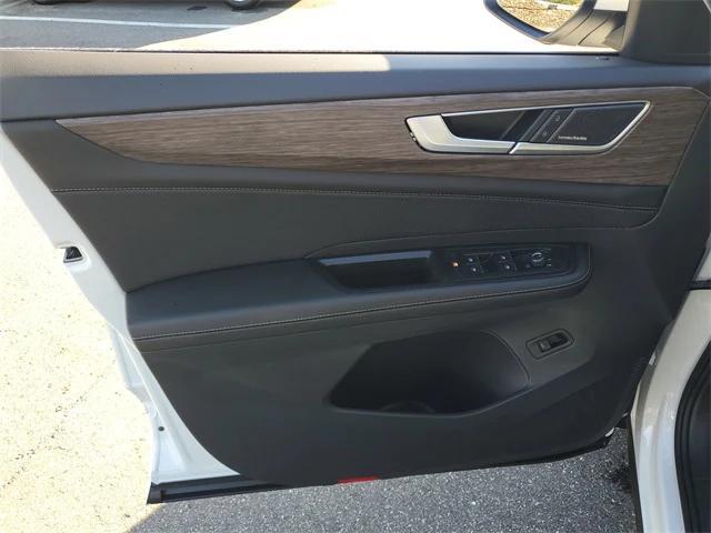 new 2026 Volkswagen Atlas car, priced at $54,923