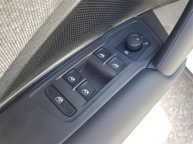 new 2025 Volkswagen Tiguan car, priced at $28,446