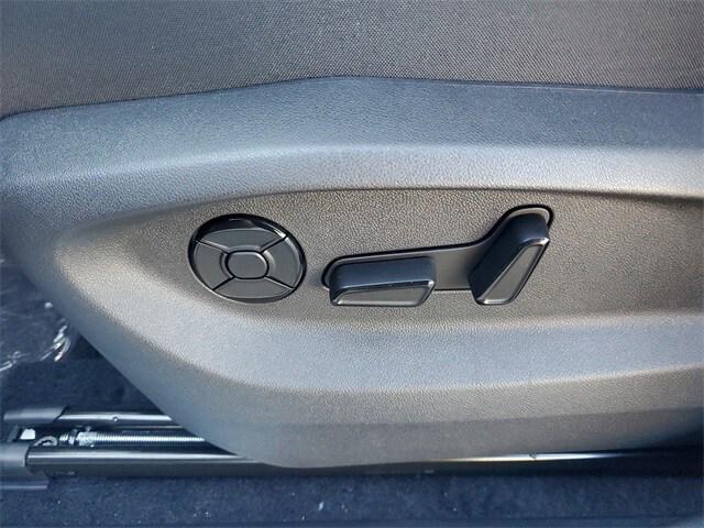 new 2026 Volkswagen Tiguan car, priced at $34,781