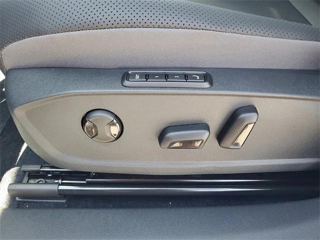 new 2025 Volkswagen ID.4 car, priced at $46,169