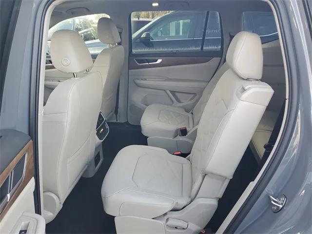 new 2026 Volkswagen Atlas car, priced at $44,573