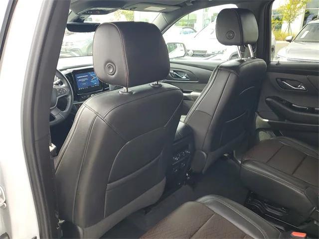 used 2023 Chevrolet Traverse car, priced at $38,999