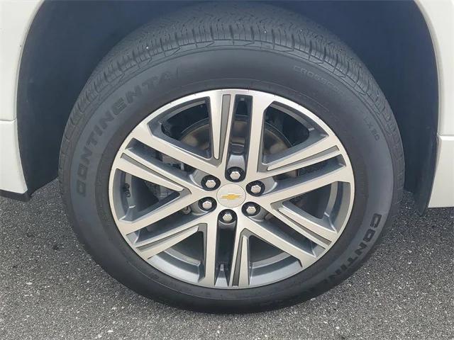 used 2023 Chevrolet Traverse car, priced at $38,999