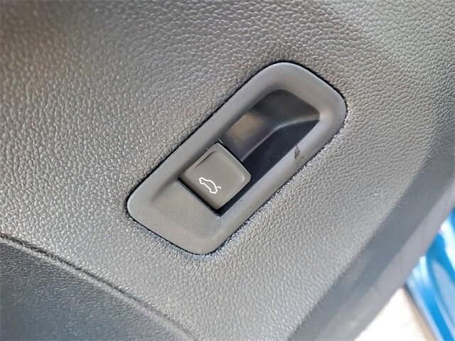 new 2026 Volkswagen Atlas Cross Sport car, priced at $52,569