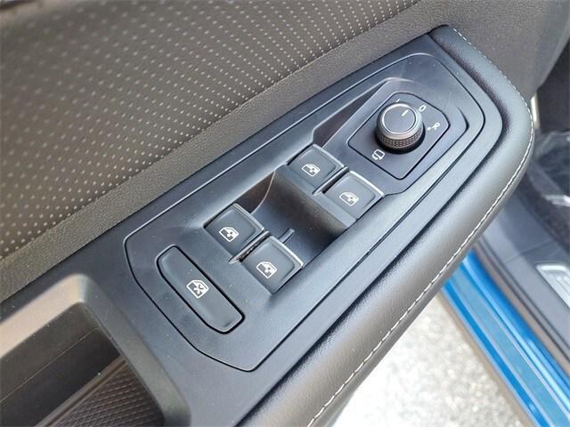 new 2026 Volkswagen Atlas Cross Sport car, priced at $52,569