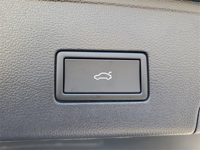 new 2026 Volkswagen Atlas Cross Sport car, priced at $52,569