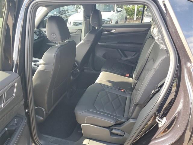 new 2026 Volkswagen Atlas Cross Sport car, priced at $37,755