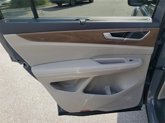 new 2026 Volkswagen Atlas car, priced at $44,487