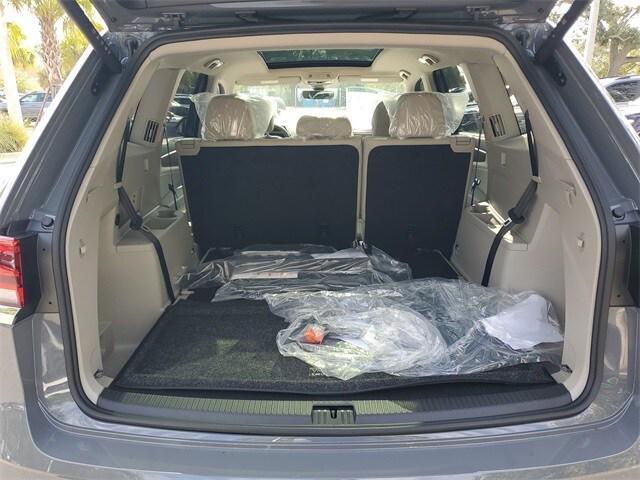 new 2026 Volkswagen Atlas car, priced at $44,487