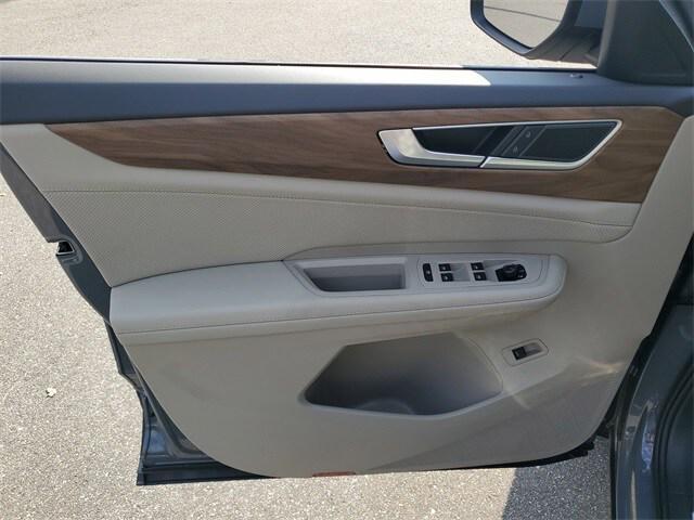 new 2026 Volkswagen Atlas car, priced at $44,487