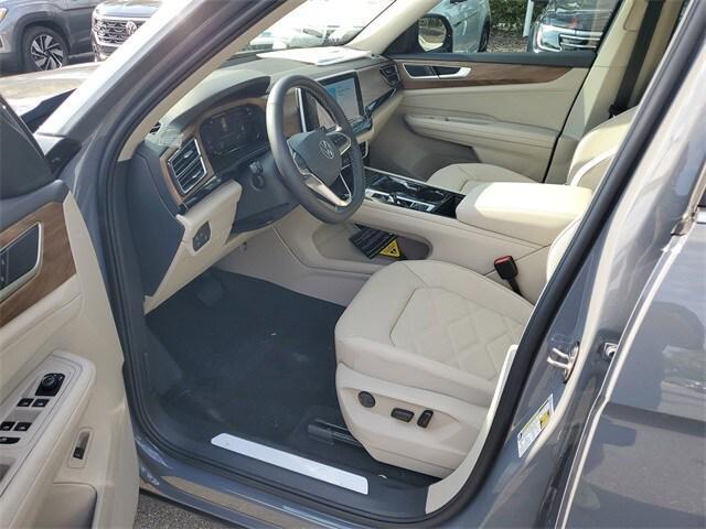 new 2026 Volkswagen Atlas car, priced at $44,487