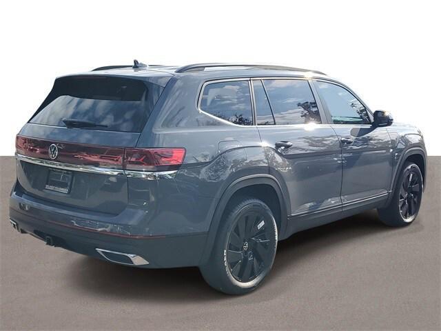 new 2026 Volkswagen Atlas car, priced at $44,487
