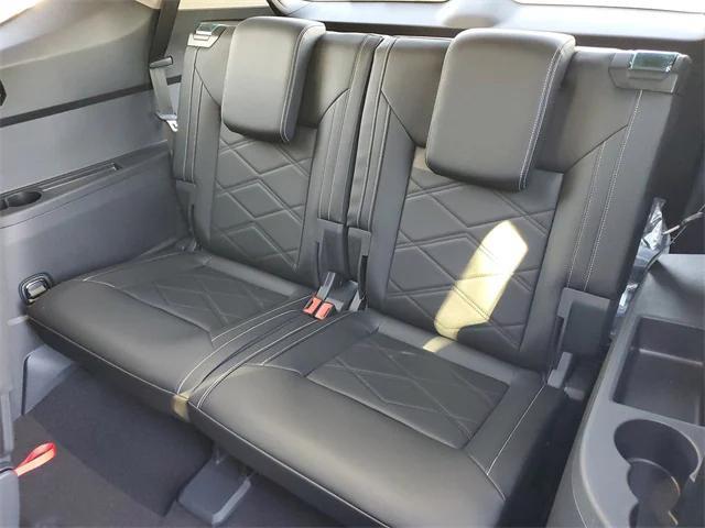 new 2026 Volkswagen Atlas car, priced at $38,231