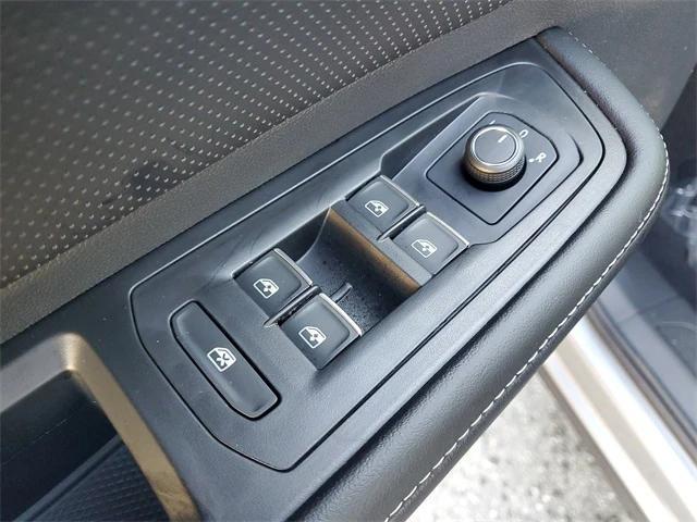 new 2026 Volkswagen Atlas car, priced at $38,231