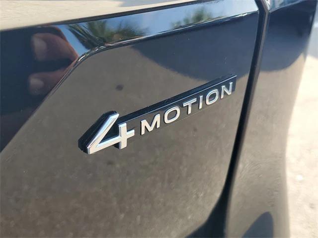 used 2025 Volkswagen Atlas car, priced at $38,999