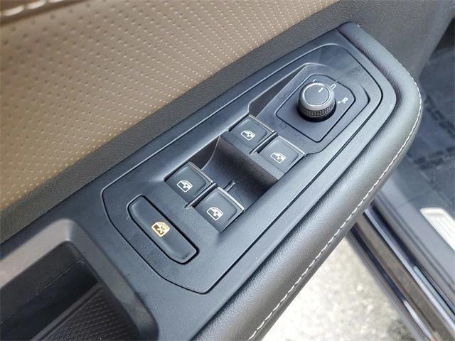 used 2025 Volkswagen Atlas car, priced at $38,999