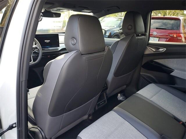 new 2025 Volkswagen ID.4 car, priced at $40,635
