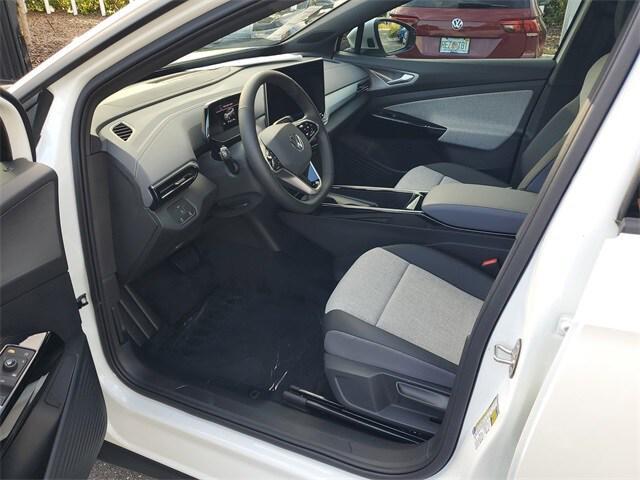 new 2025 Volkswagen ID.4 car, priced at $40,635