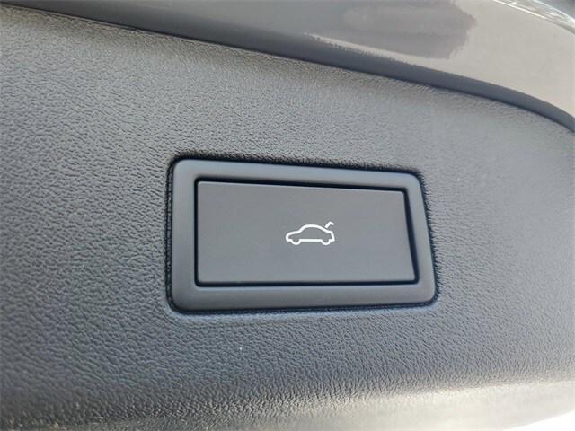 new 2025 Volkswagen ID.4 car, priced at $45,571