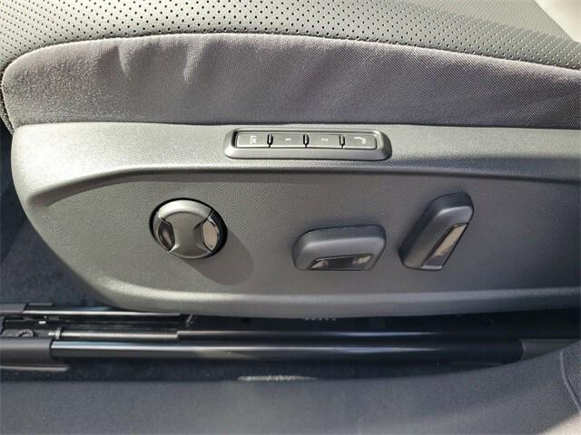 new 2025 Volkswagen ID.4 car, priced at $45,571