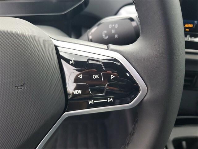 new 2025 Volkswagen ID.4 car, priced at $40,635