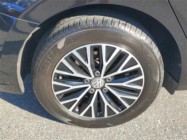 used 2021 Volkswagen Jetta car, priced at $9,999