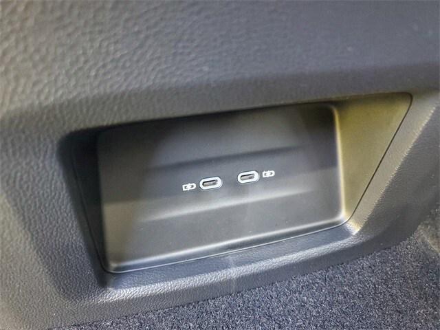 new 2026 Volkswagen Atlas Cross Sport car, priced at $37,755