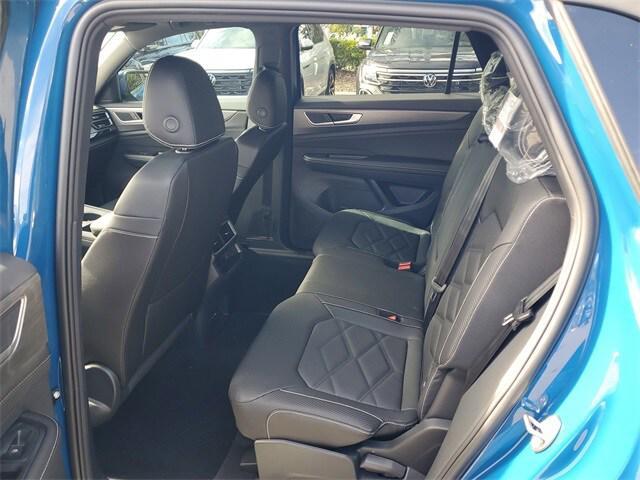 new 2026 Volkswagen Atlas Cross Sport car, priced at $37,755