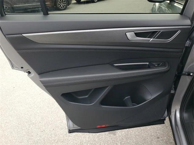 new 2026 Volkswagen Atlas Cross Sport car, priced at $37,755