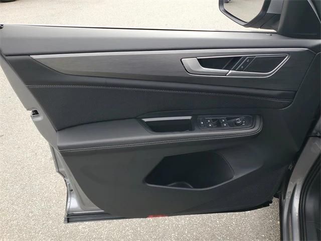 new 2026 Volkswagen Atlas Cross Sport car, priced at $37,755