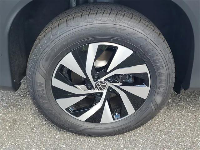 new 2025 Volkswagen Tiguan car, priced at $28,446