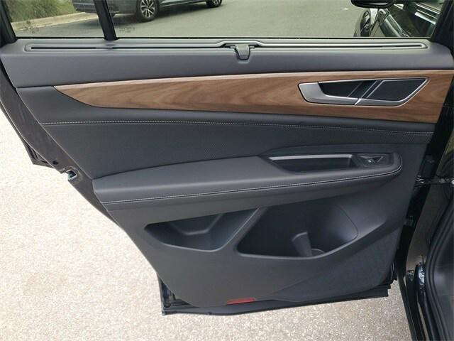 new 2026 Volkswagen Atlas car, priced at $44,050