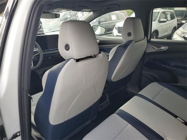 new 2025 Volkswagen ID.4 car, priced at $46,007