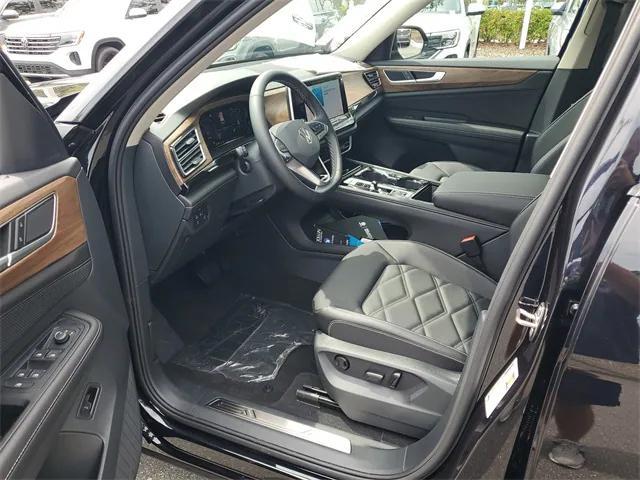 new 2025 Volkswagen Atlas car, priced at $41,577