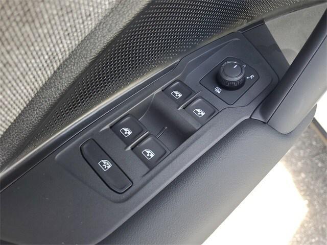 new 2025 Volkswagen Tiguan car, priced at $30,220