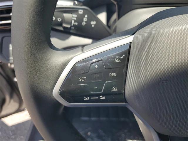 new 2025 Volkswagen ID.4 car, priced at $46,169